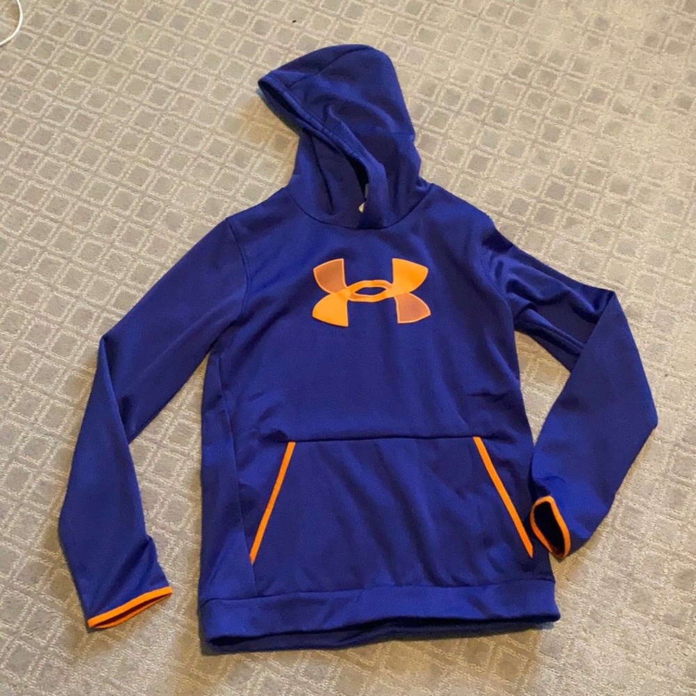 Boys Under Armour hooded sweatshirt
